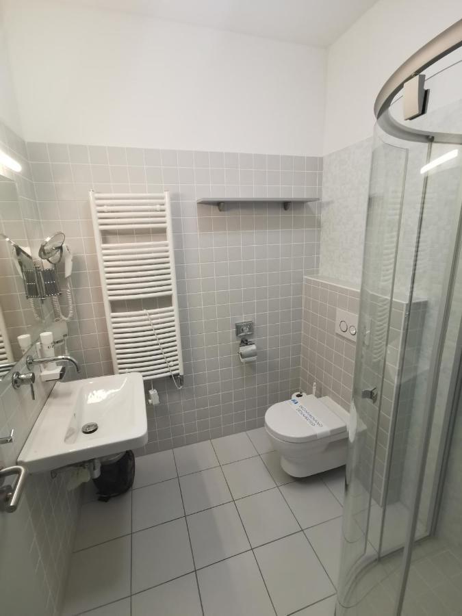 U Zvonu Готель 4*
